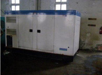 子洲康明斯150kw大型柴油二手发电机组